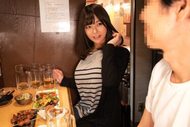 居酒屋で主婦をお持ち帰り！盗撮部屋で一部始終動画に取られ中出しSEX